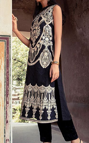 Threads And Motifs Black Organza Suit | Pakistani Embroidered Chiffon Dresses- Image 2